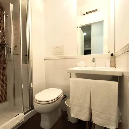 Cavour 278 Affittacamere 4*