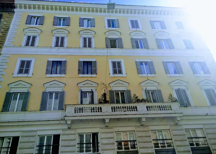 Cavour 278 Konukevi 4*